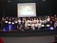 Noite de talentos reúne alunos, pais e professores