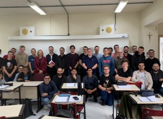 Curso de Filosofia fortalece acolhimento com o PAE