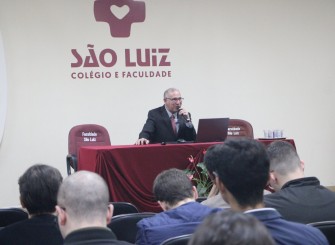 XXIV Simpósio de Filosofia reúne professores e acadêmicos
