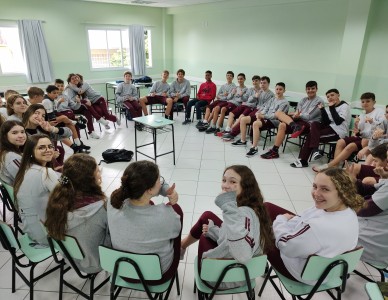Correspondência com alunos americanos