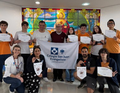 Estudantes chilenos falam sobre intercâmbio em Brusque