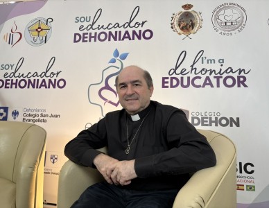 Pe. Joãozinho aborda 150 anos da educação dehoniana