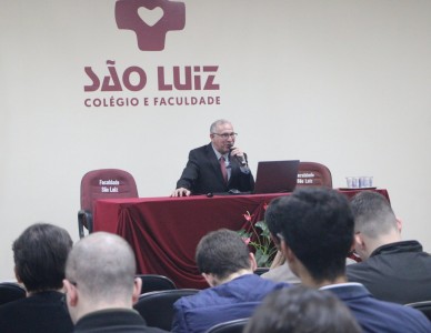 XXIV Simpósio de Filosofia reúne professores e acadêmicos